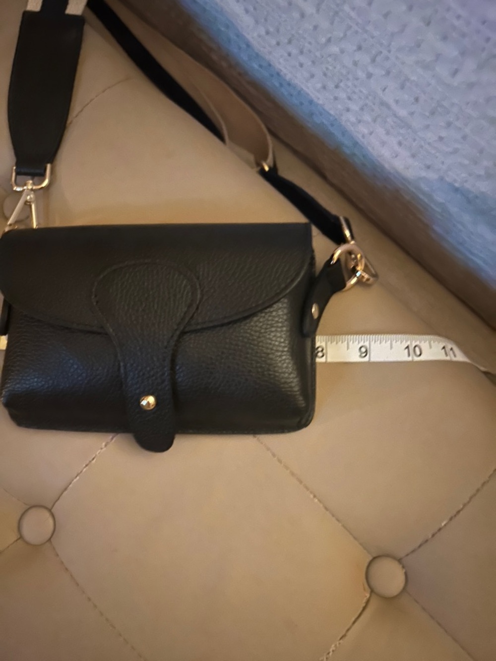 Vera Pelle Black Crossbody Bag with Striped Strap - Picture 5 of 6